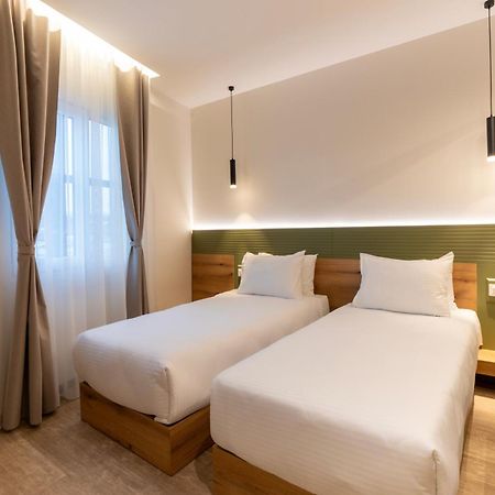 Star Hill Hotel プリシュティナ エクステリア 写真