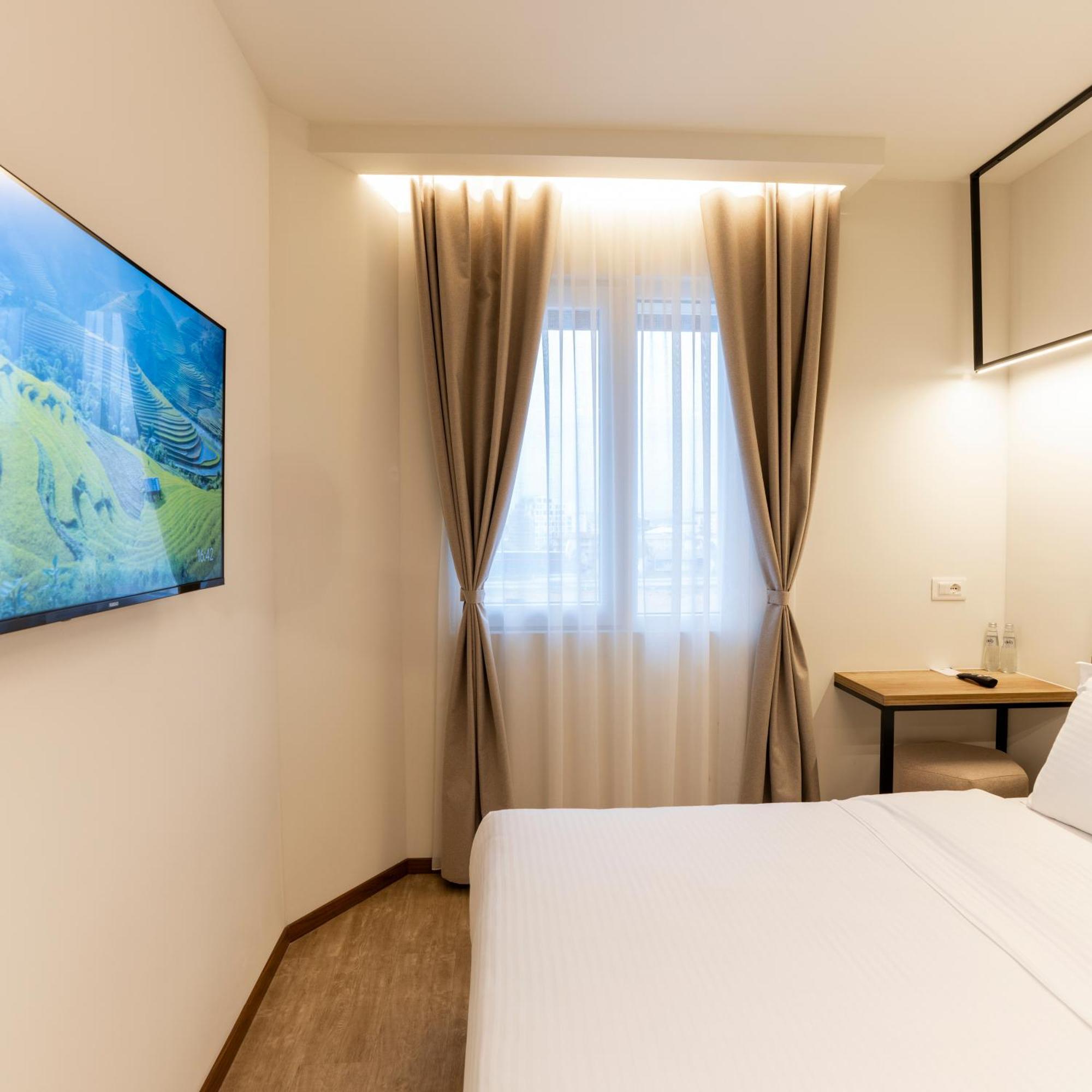 Star Hill Hotel プリシュティナ エクステリア 写真
